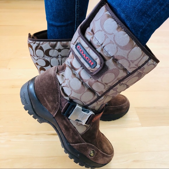 Coach Shoes - ⭐️ Coach ⭐️ Brown Winter Boots